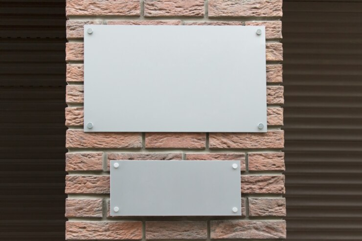 Matériaux plaques