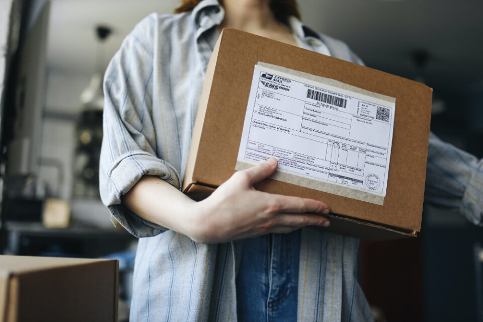 Combien de temps la poste garde un