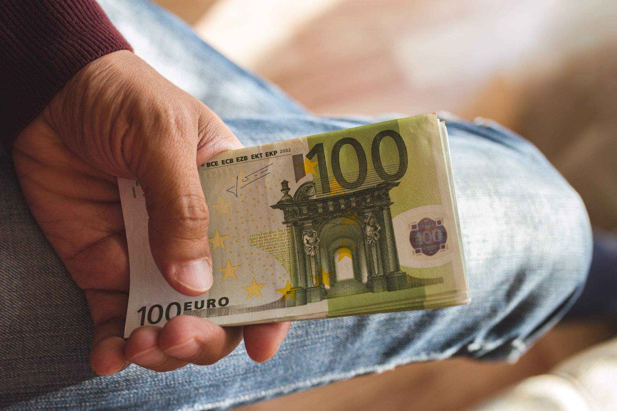 salaire minimum portugal