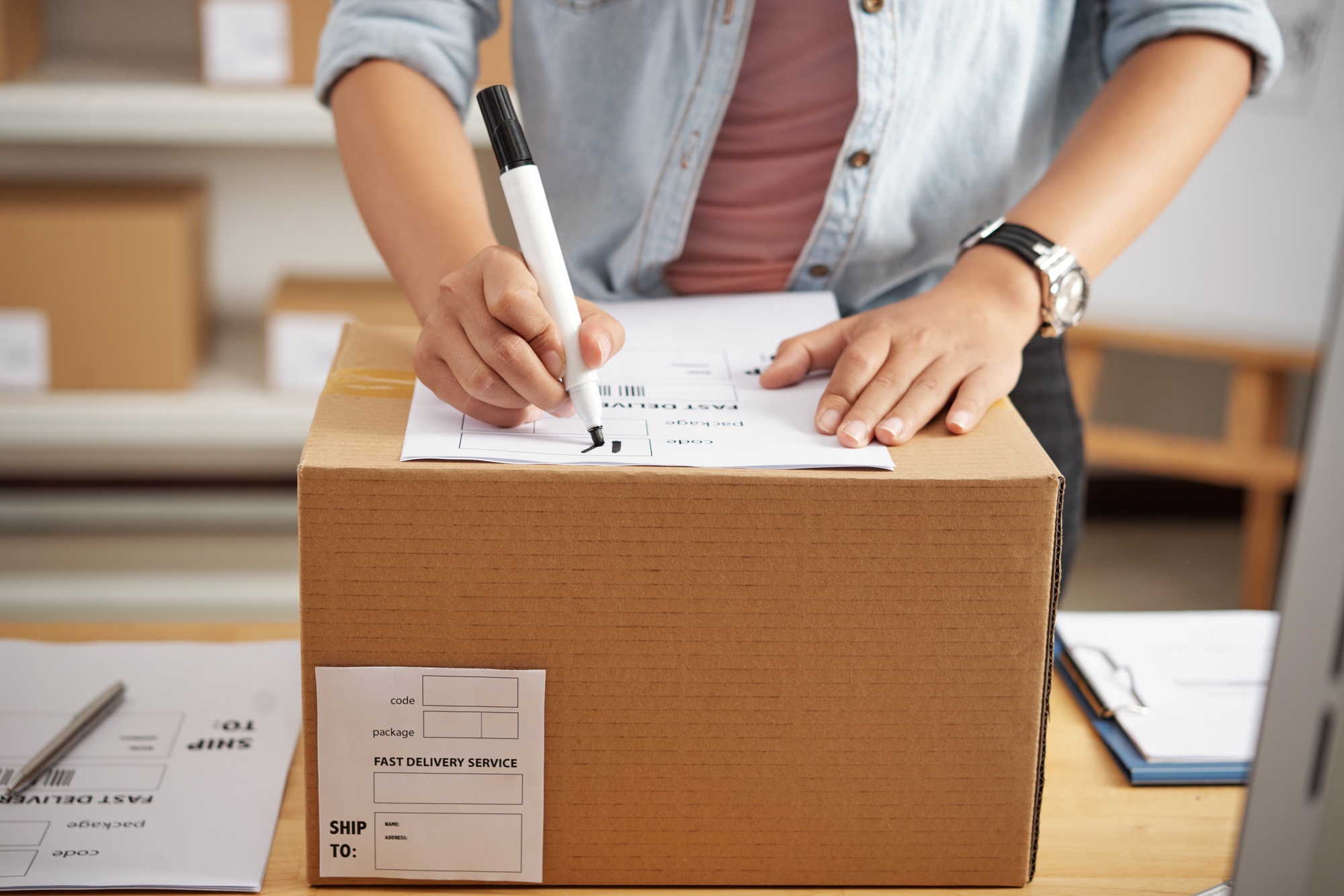 Preparing box for sending